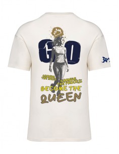 BECOME THE QUEEN t-shirt...